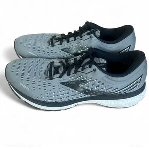 Brooks Ghost 13 Gray Black Running Shoes  Men’s Size 11  2E WIDE  #1103482E040